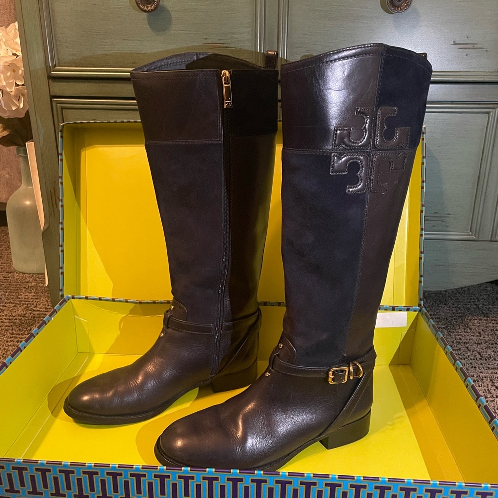 Tory Burch Lizzie Riding Boot size 8.5; Navy leather
